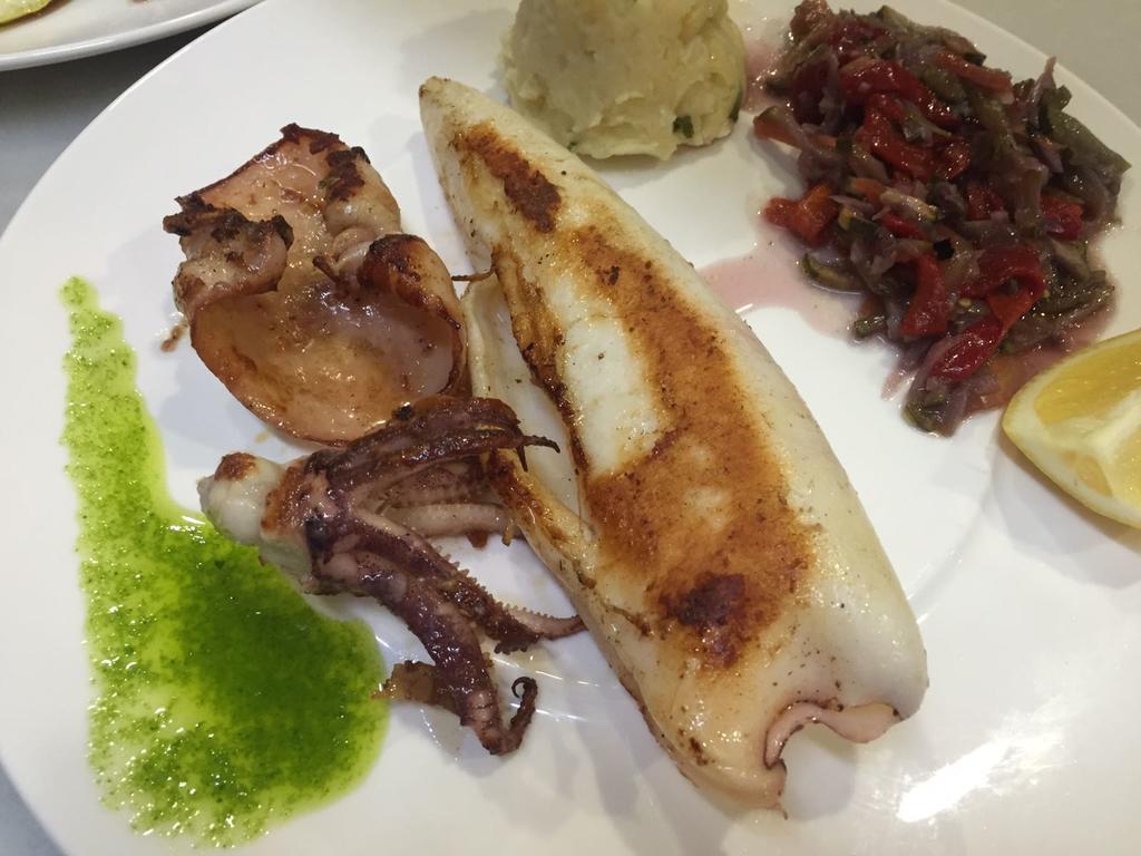 Albenzaire Hotel Asador Fuensanta  Eksteriør billede